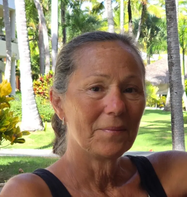 Elaine Lee Elaine Lee